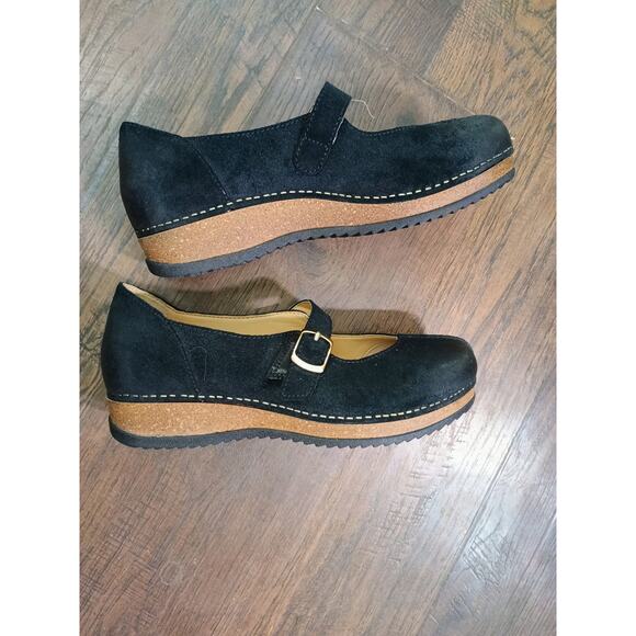 Dansko Mika Mary Jane shoes in black burnished suede women's size 7.5 - Picture 2 of 7